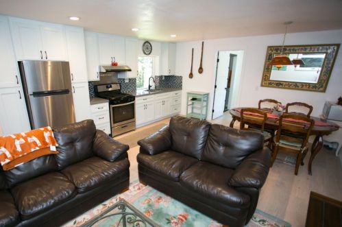 354 West Dr, Felton, CA 95018-8825