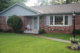 1733 Albemarle Rd, Lexington, KY 40504-2346