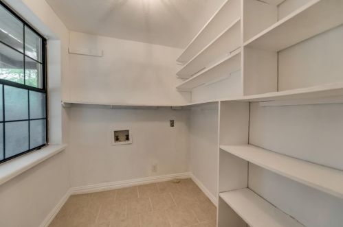 615 Belt Line Rd, Richardson TX  75080-5851 exterior