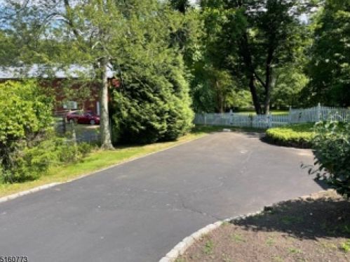 44 Ferguson Rd, Warren NJ  07059-6908 exterior