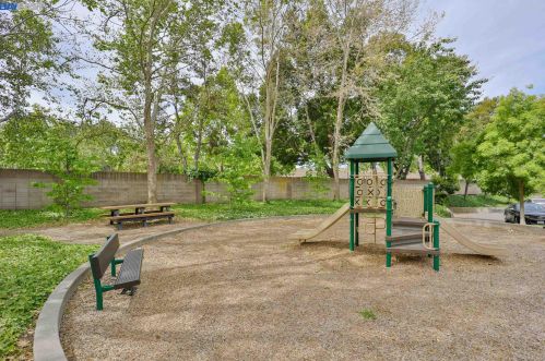 3074 Fostoria Cir, Danville CA  94526-5563 exterior