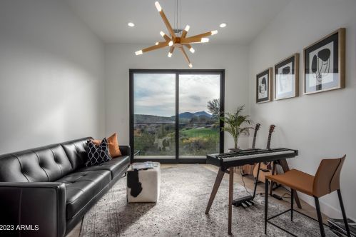 13218 17th Pl, Phoenix AZ  85022-5069 exterior