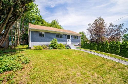 46 King Philip Rd, South Kingstown, RI 02882-1102