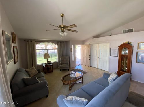 937 San Joaquin Ct, Gilbert, AZ 85296-3906