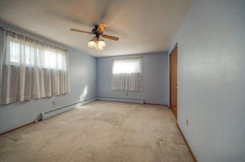 632 Macbeth Dr, Pittsburgh PA  15235-4612 exterior