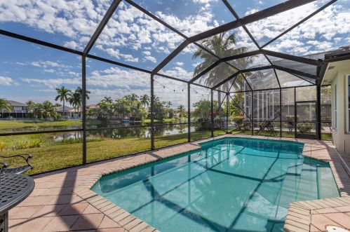 3471 177 Ave, Hollywood FL 33029-1672 exterior