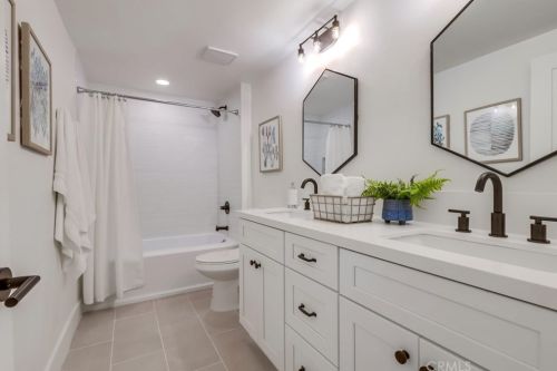 5812 Carbeck Dr, Huntington Beach CA  92648-1009 exterior