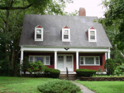 198 Concord St, Newton, MA 02462-1314