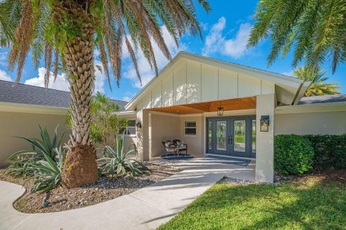 6666 110th St, Sebastian, FL 32958-4716