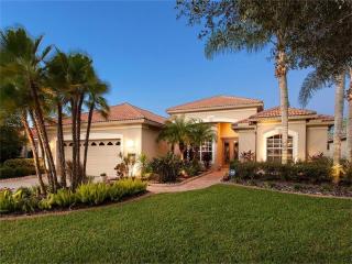 6874 Tailfeather Way, Bradenton, FL 34203-7113