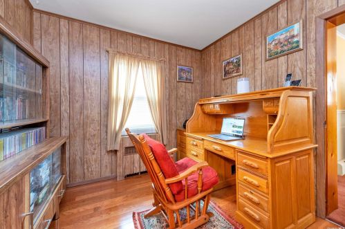 110 Central Blvd, New Hyde Park NY  11040-4228 exterior