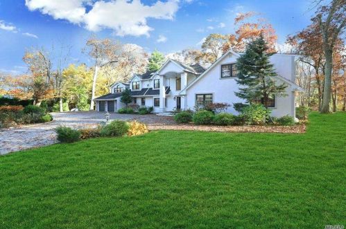 12 Glenby Ln, Muttontown, NY 11545-3206