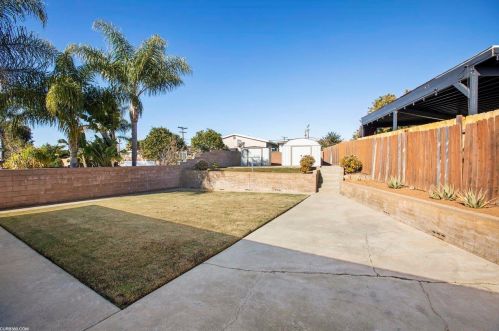 4362 Conrad Ave, San Diego CA 92117-2017 exterior