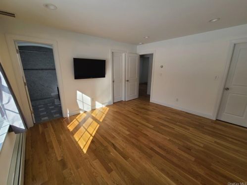 595 Mountain Rd, Port Jervis NY  12771-3165 exterior