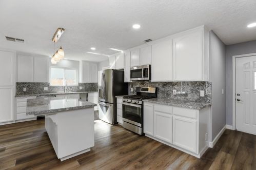 548 Denise Dr, Ripon CA  95366-2808 exterior