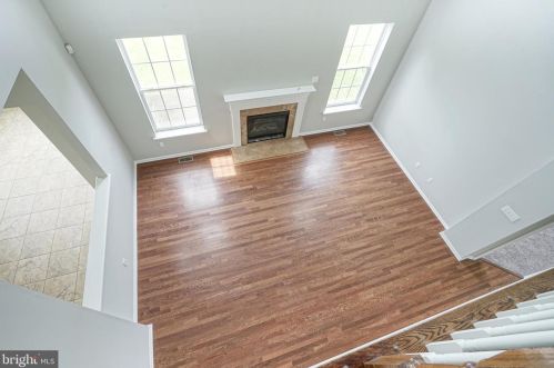 7 Westbury Dr, Berlin Boro NJ  08009-9681 exterior