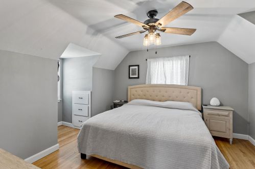 1142 8 Ave, West Bend WI 53090-1802 exterior