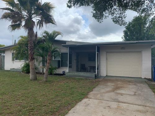 5768 38th Ave, Saint Petersburg, FL 33710-1926