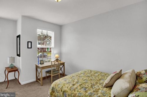 4 Ledgestone Dr, Siddonsburg PA  17019-9805 exterior