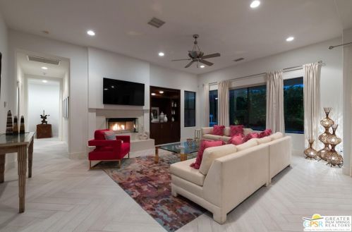 1441 Amelia Way, Palm Springs CA  92262-3446 exterior