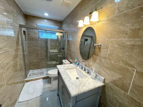 325 4 Ave, Dania Beach FL  33004-2723 exterior