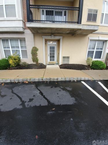 370 Lehigh Ave, Perth Amboy NJ 08861-3965 exterior