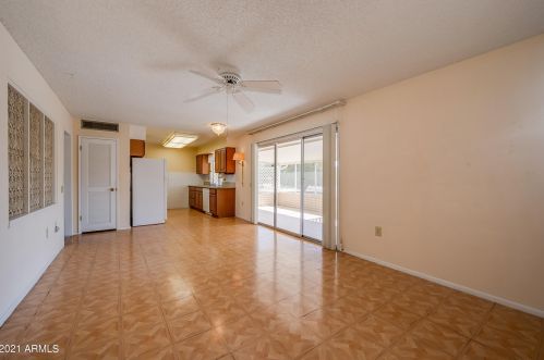 15617 Nicklaus Ln, Sun City AZ 85351-1764 exterior