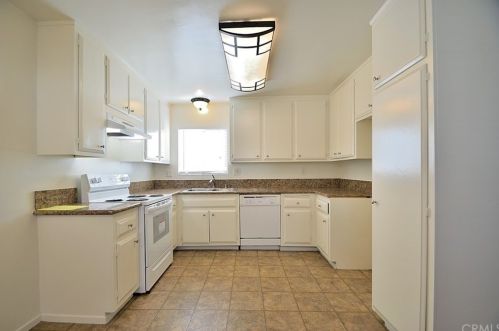 517 Francisca Ave, Redondo Beach, CA 90277-2118