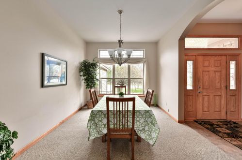 1730 Hunter Rd, Waukesha WI  53189-8233 exterior