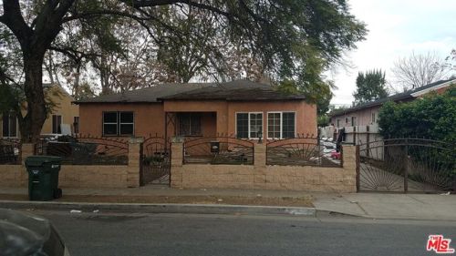 3523 Burton Ave, Lynwood, CA 90262-4821