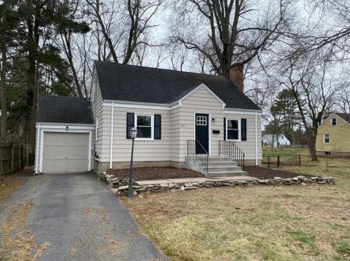 204 Portman St, Windsor, CT 06095-3441