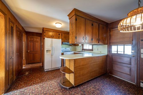 27 Cabot Dr, Nashua NH 03064-1630 exterior