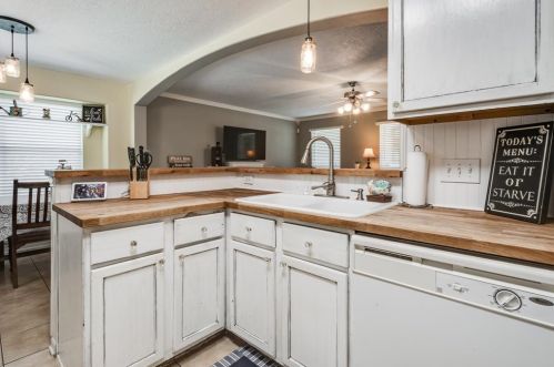 11210 Amber Park Dr, Conroe TX 77303-4371 exterior