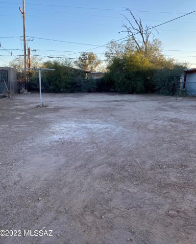 1437 Delaware St, Tucson AZ  85745-2305 exterior