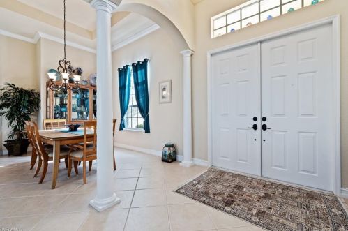 1610 Serenity Cir, Naples, FL 34110-4130