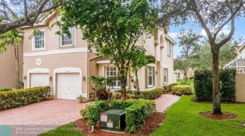 4226 124th Ter, Hollywood, FL 33027-6009