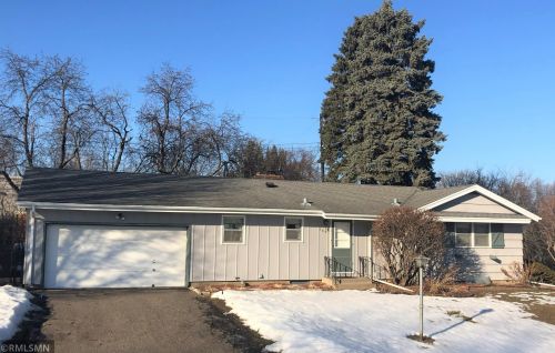 789 Hokah Ave, Saint Paul, MN 55120-1627