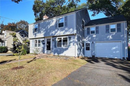 281 Henry St, Manchester, CT 06042-3242