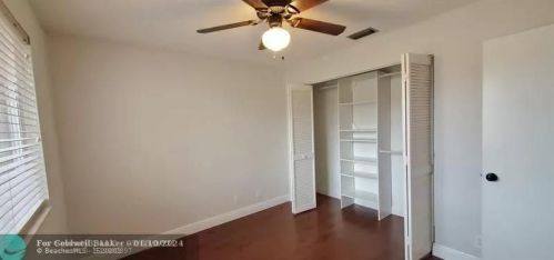 6823 Via Regina, Boca Raton FL  33433-3956 exterior