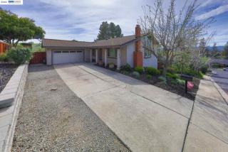 3528 Windmill Way, Concord, CA 94518-2333