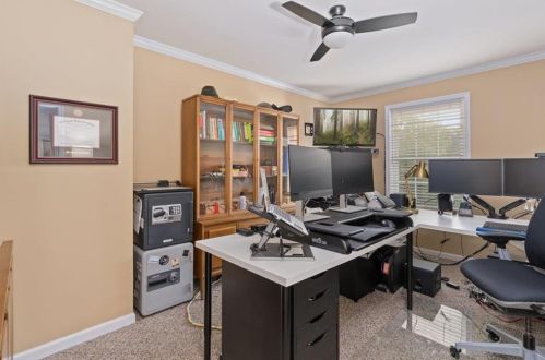 5924 Elderberry Dr, Orefield PA  18069-8811 exterior