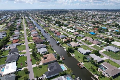 1457 16 St, Cape Coral FL  33990-6717 exterior