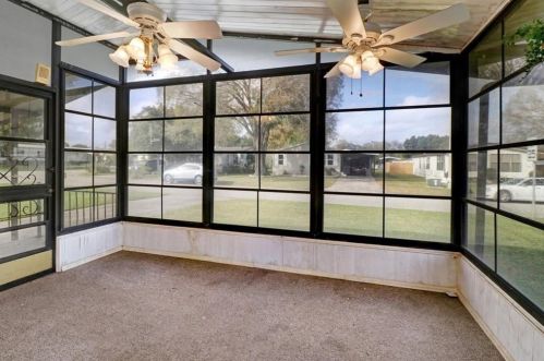 446 Skyline Dr, Lakeland, FL 33801-6455
