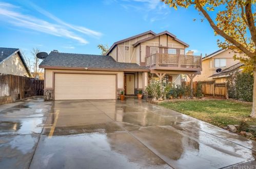 2622 Halma St, Lancaster, CA 93535-1720