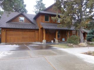 20117 Wapiti Ct, Bend, OR 97702-3062