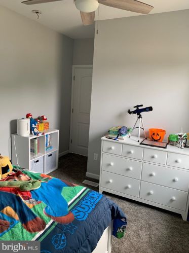 221 Monroeville Rd, Swedesboro NJ  08085-3450 exterior