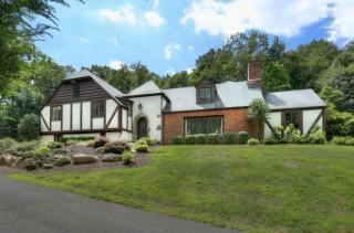 200 Post Kunhardt Rd, Bernardsville, NJ 07924-1526