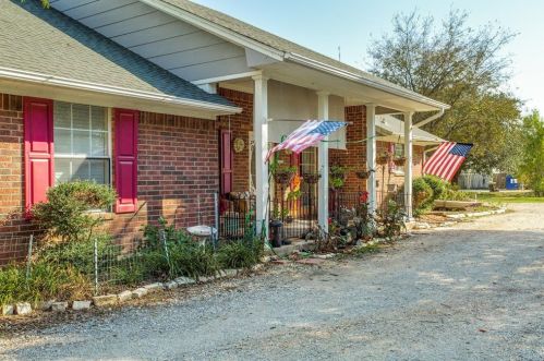 3030 Trinity Rd, Denton, TX 76208-1812