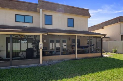 8474 17 Way, Saint Petersburg FL  33702-7235 exterior