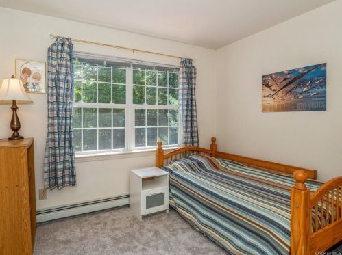 21 Sycamore Way, Poughkeepsie NY  12603-5684 exterior